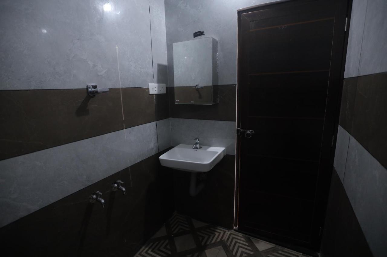 New Star Homes Kotamangalam Dış mekan fotoğraf